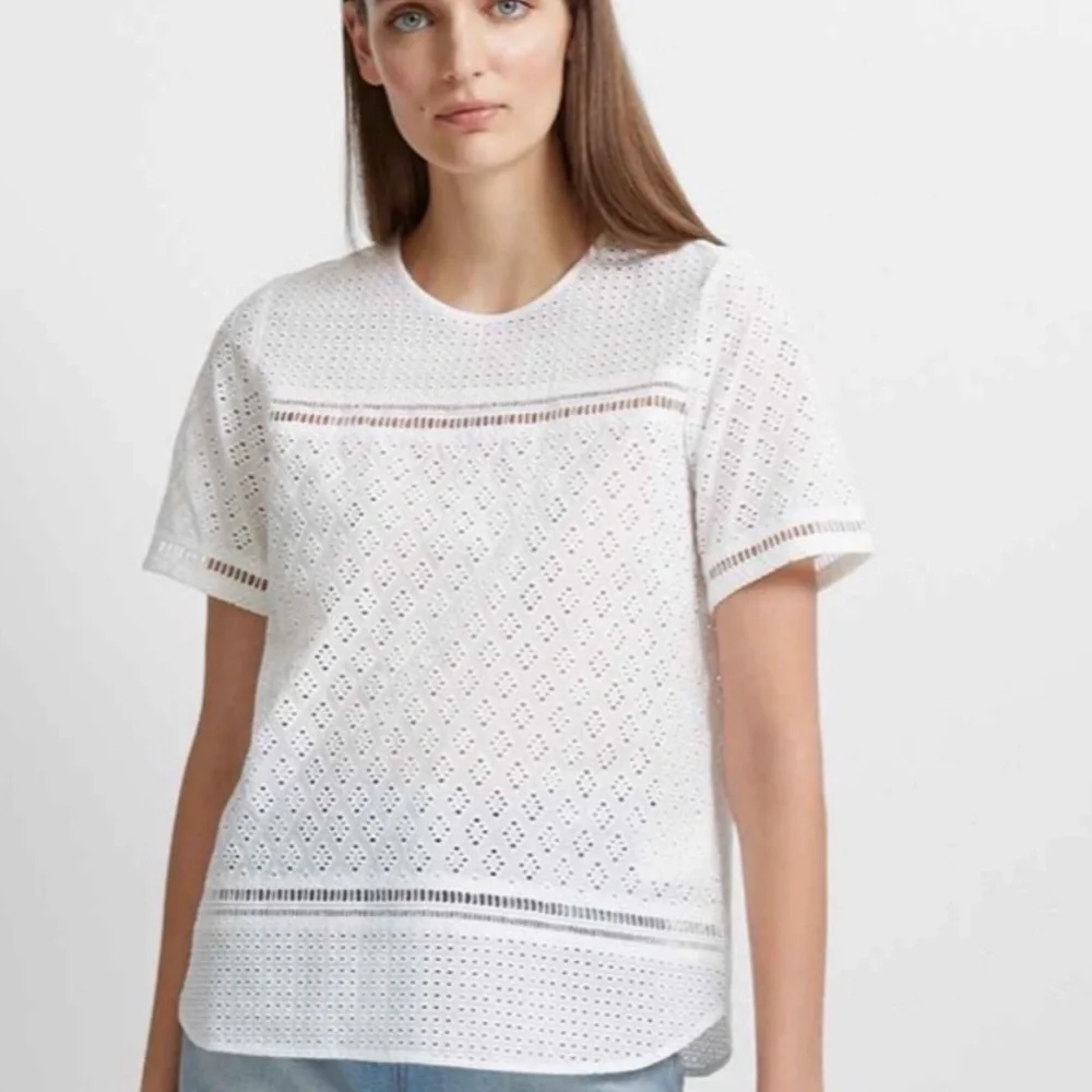 Club Monaco Colinee Eyelet Top Size Small - Picture 1 of 9